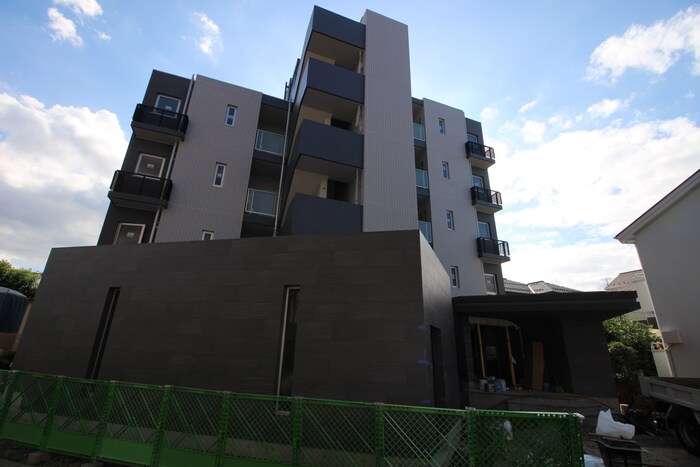 物件外観写真5　(建築中)