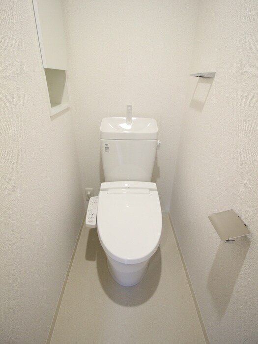 物件内観写真9　(トイレ)