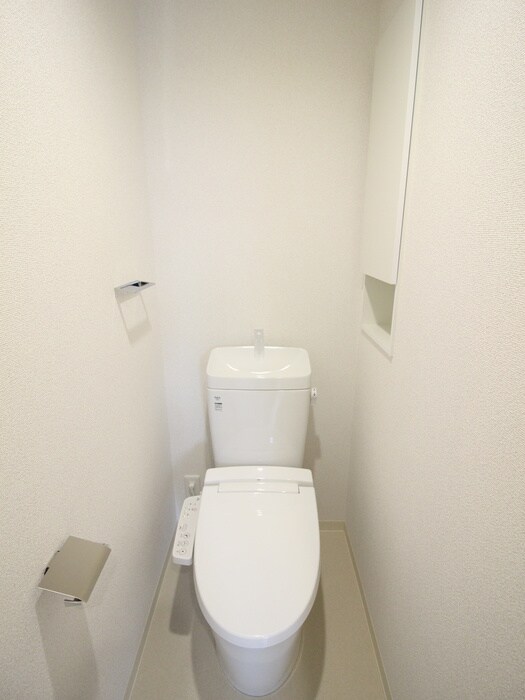 物件内観写真9　(トイレ)