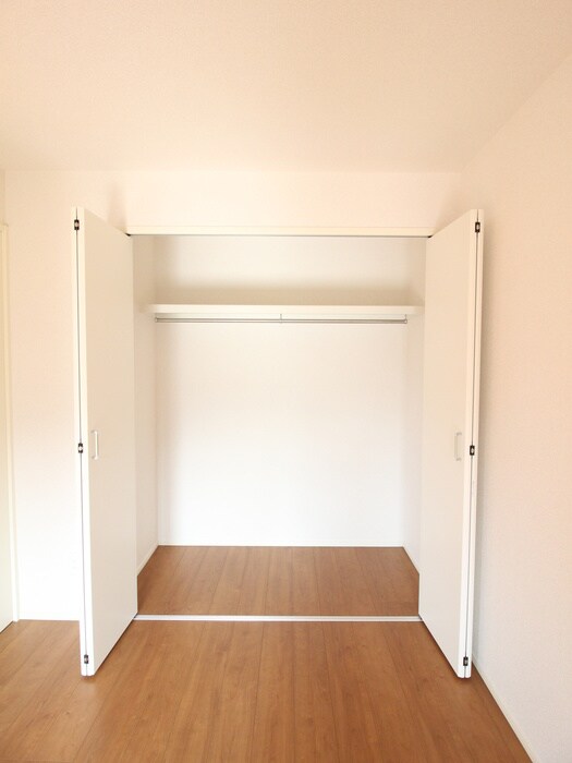 物件内観写真11　(収納)