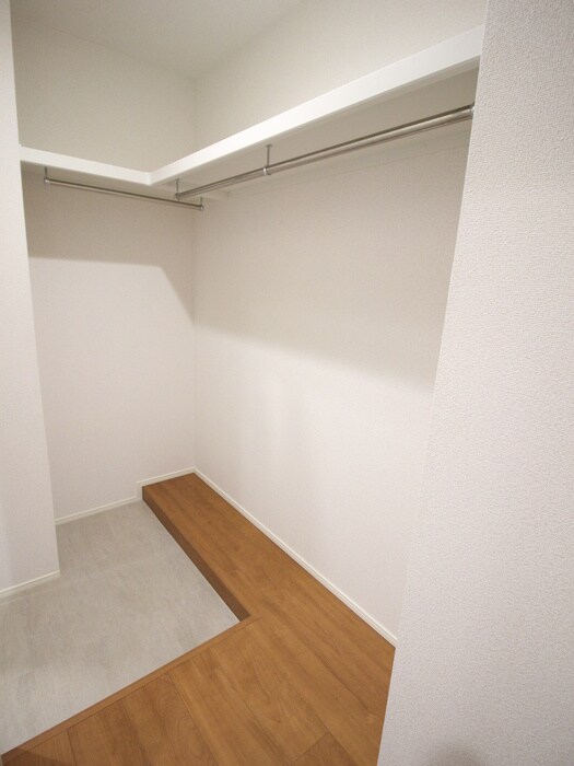 物件内観写真11　(収納)