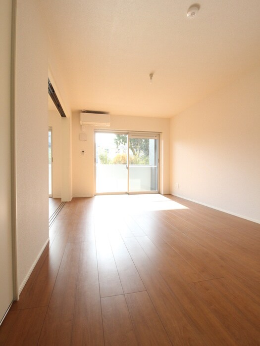 物件内観写真18　(居室)