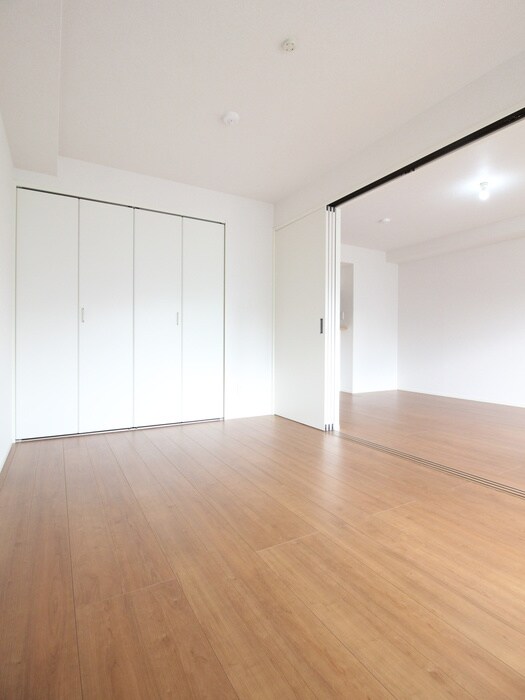 物件内観写真18　(居室)