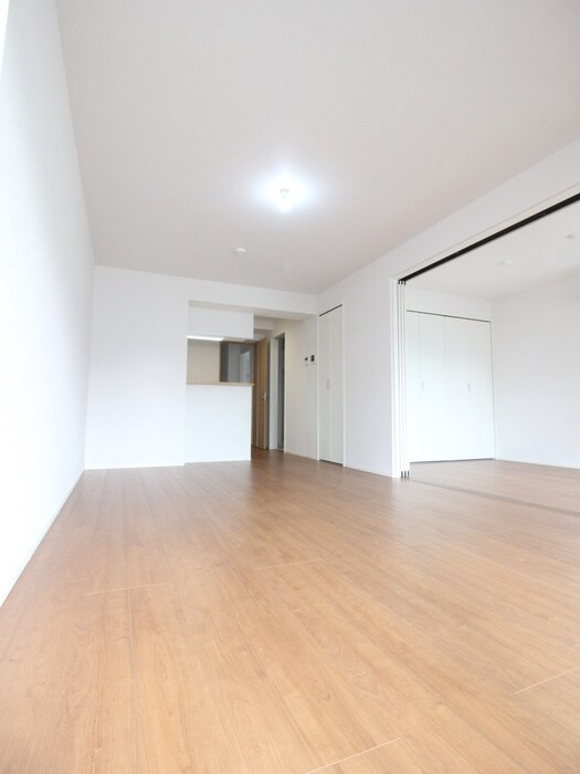 物件内観写真18　(居室)