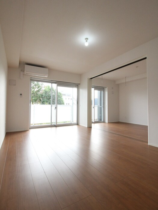 物件内観写真21　(居室)