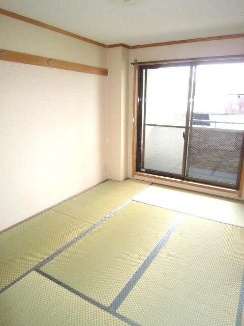 物件内観写真10　(居室)