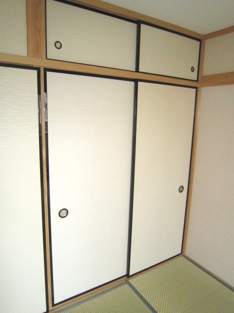 物件内観写真11　(収納)