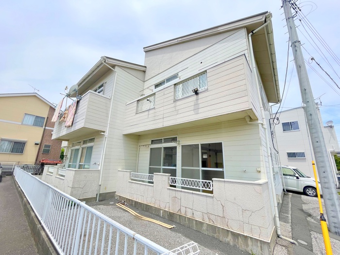 イーストハウスB棟