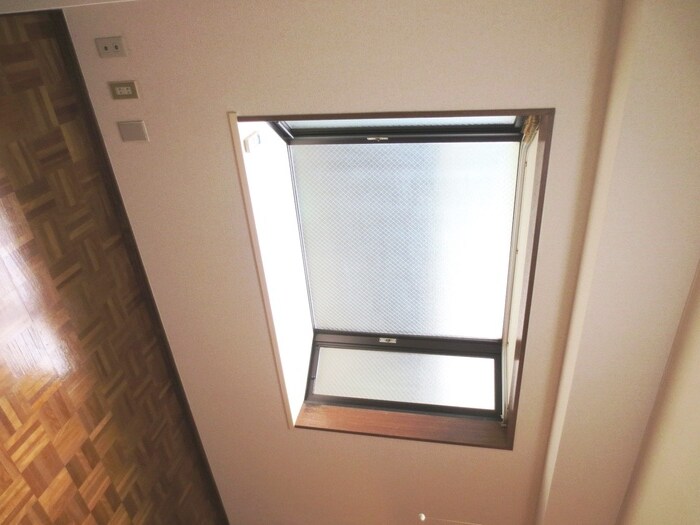 物件内観写真10　(内観写真)