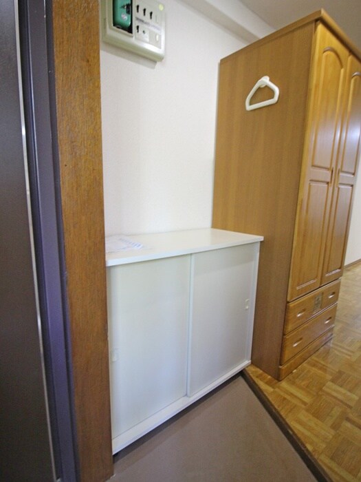 物件内観写真12　(靴箱)