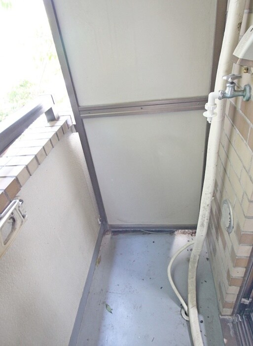 物件内観写真14　(洗濯機置場)