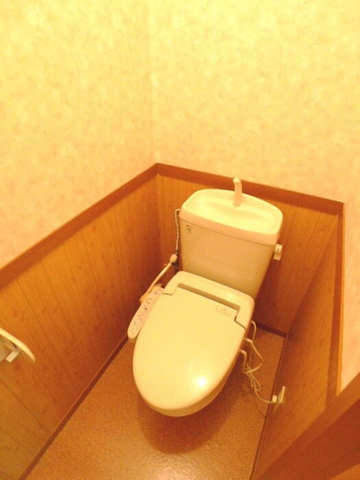 物件内観写真11　(トイレ)