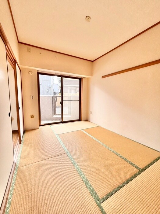 物件内観写真18　(居室)