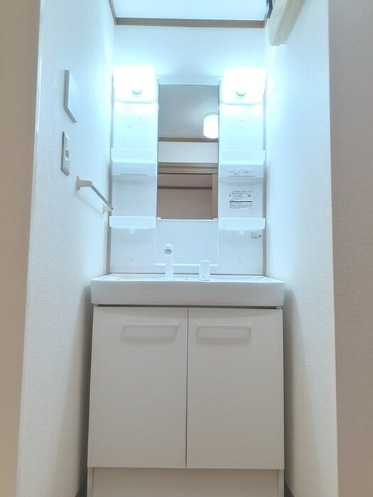 物件内観写真6　(洗面)