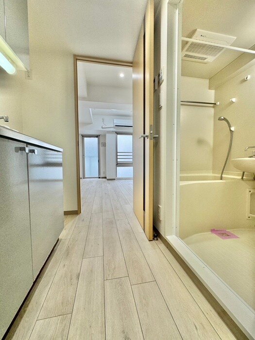 物件内観写真19　(廊下)