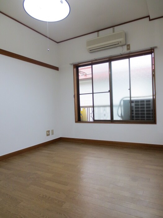 物件内観写真8　(居室)