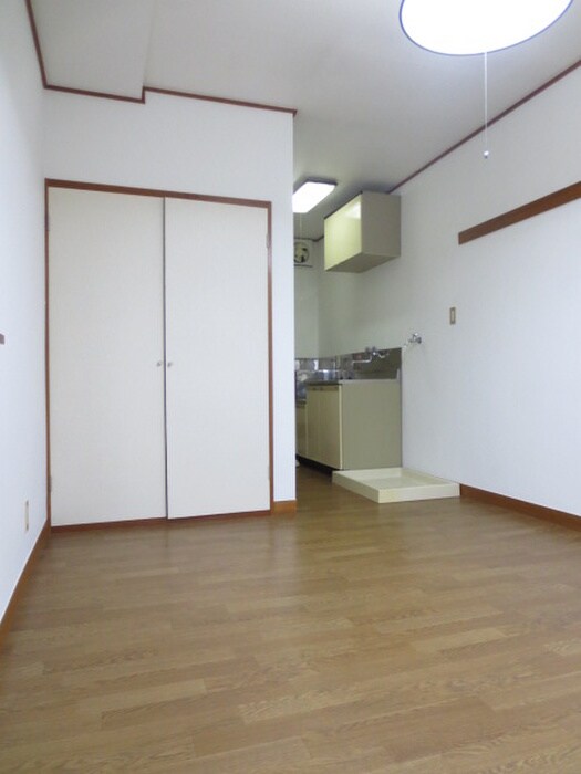 物件内観写真9　(居室)