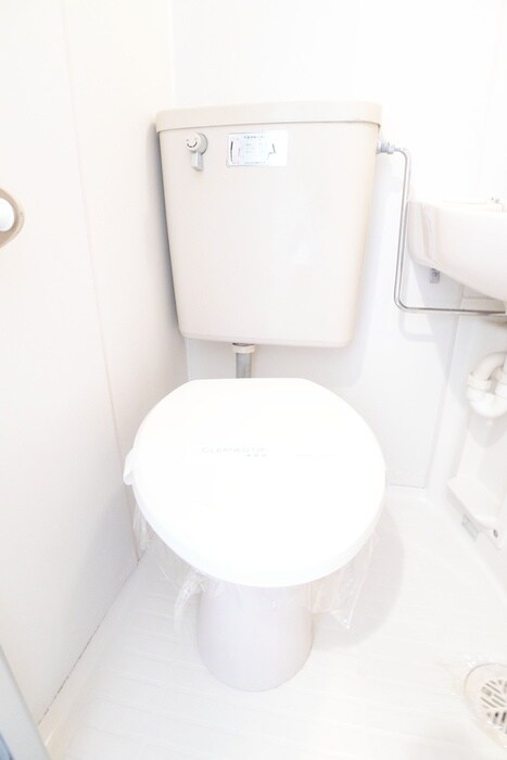 物件内観写真14　(トイレ)