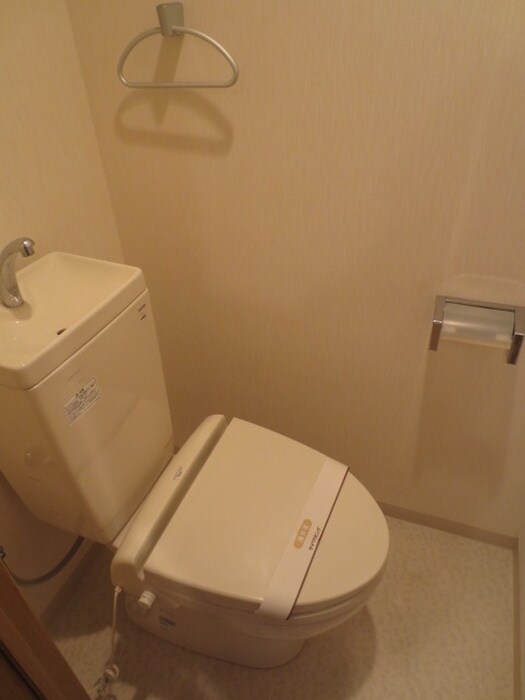 物件内観写真13　(トイレ)