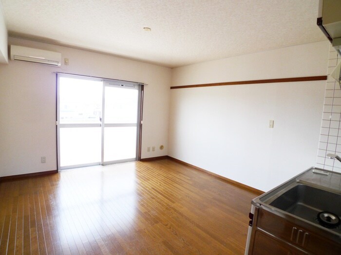 物件内観写真10　(居室)