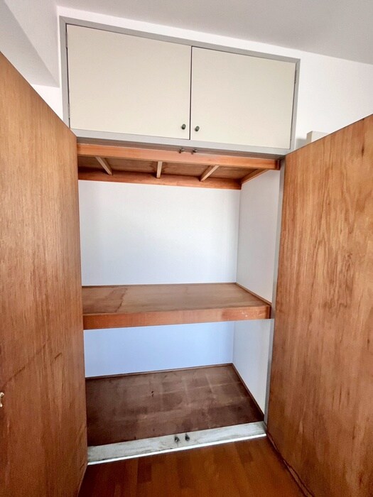 物件内観写真13　(収納)