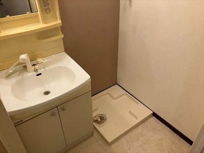 物件内観写真9　(洗面)