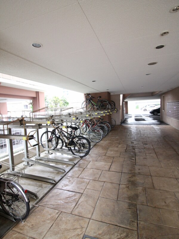 駐輪場