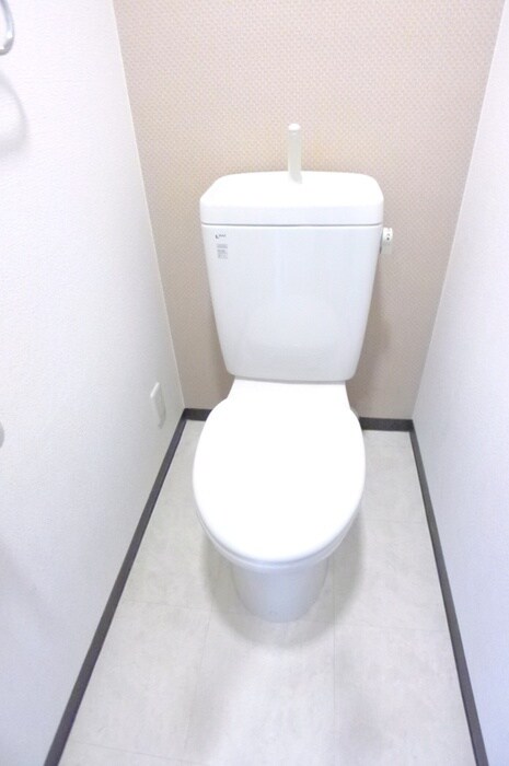 物件内観写真15　(トイレ)