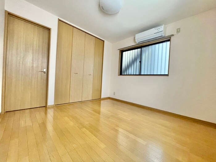 物件内観写真10　(居室)