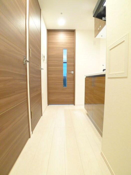 物件内観写真9　(廊下)