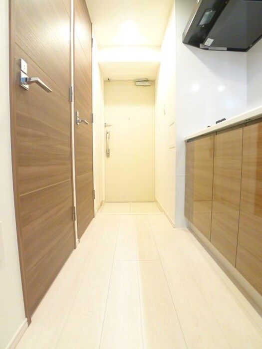 物件内観写真9　(廊下)