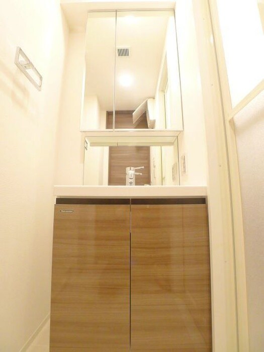 物件内観写真13　(洗面)