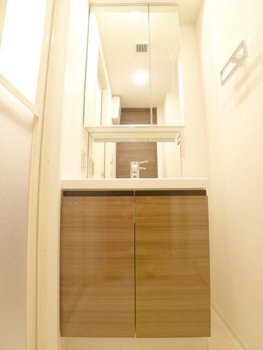 物件内観写真13　(洗面)