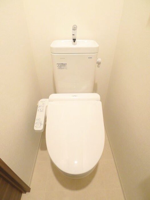 物件内観写真14　(トイレ)