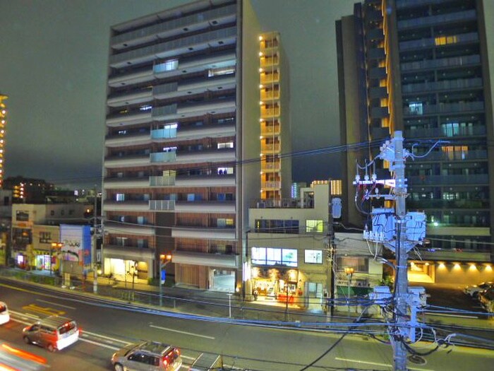 物件内観写真17　(室内からの展望)