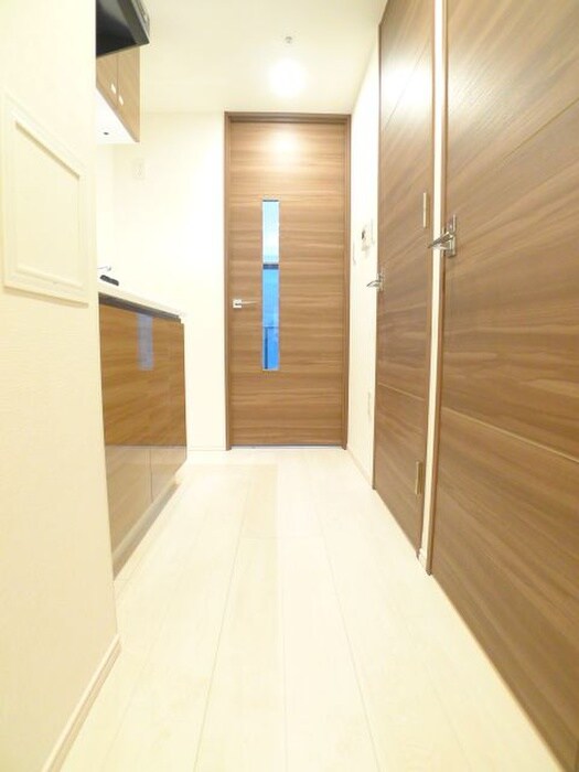 物件内観写真19　(廊下)