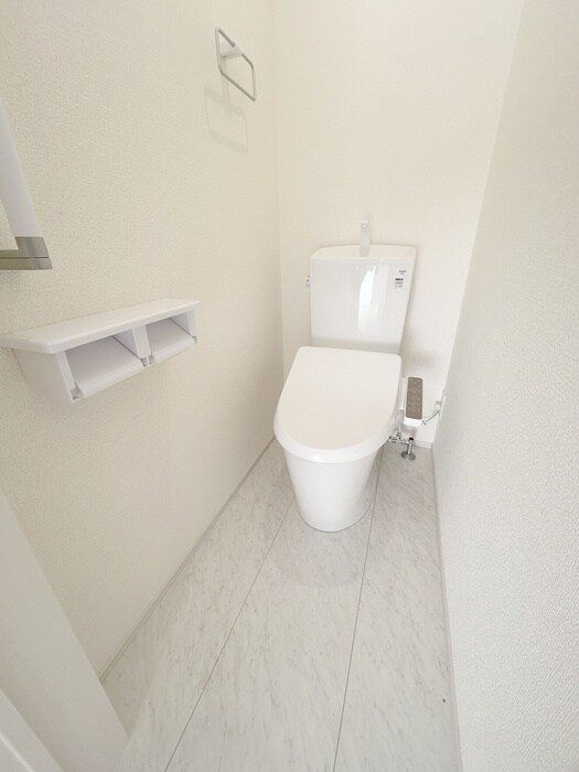 仮)ガレージハウス久喜青毛のトイレ