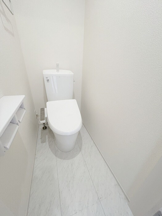 物件内観写真11　(トイレ)