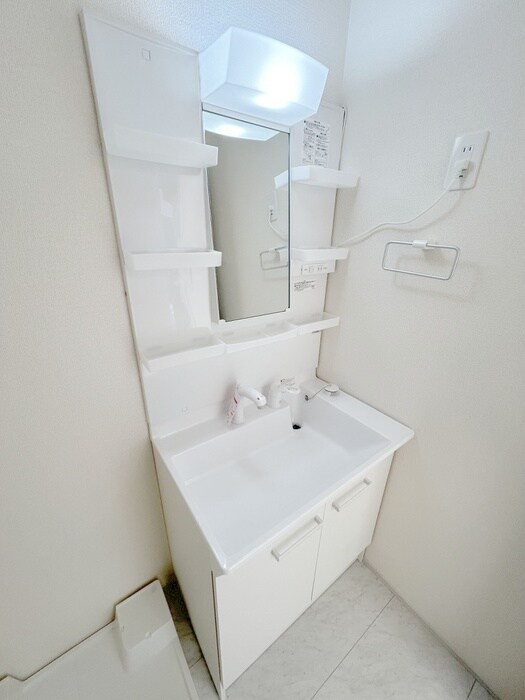 物件内観写真12　(洗面)