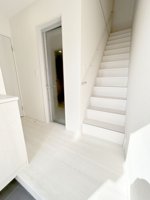 物件内観写真19　(廊下)