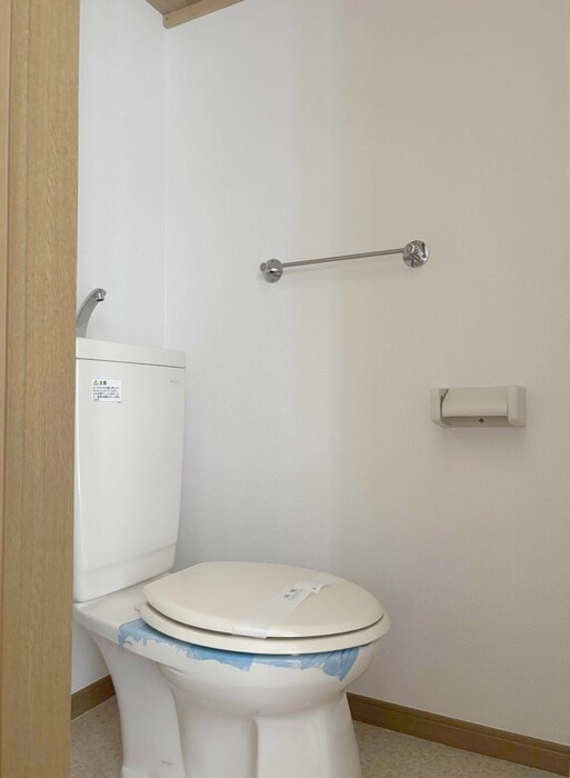 物件内観写真16　(トイレ)