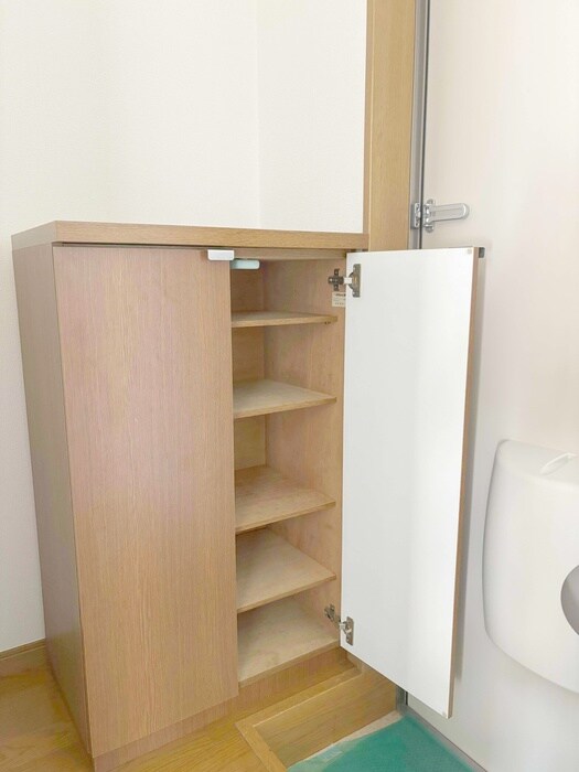 物件内観写真18　(靴箱)