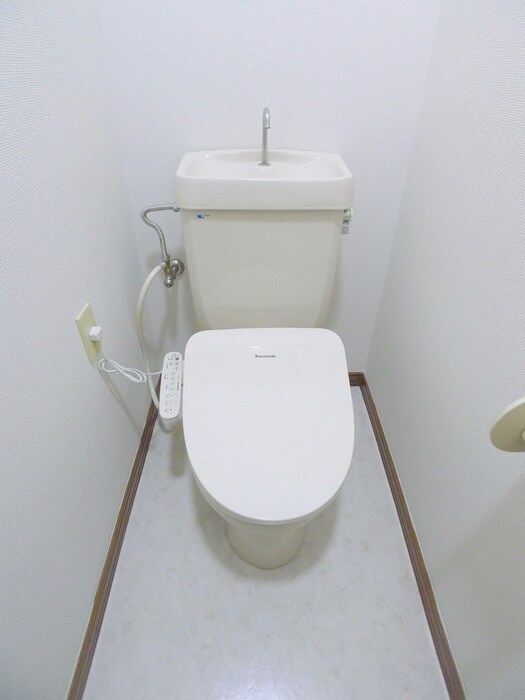 物件内観写真12　(トイレ)