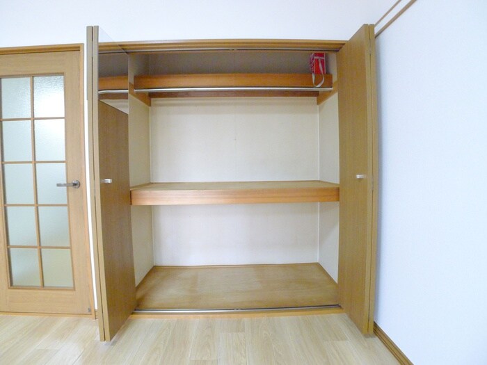 物件内観写真13　(収納)