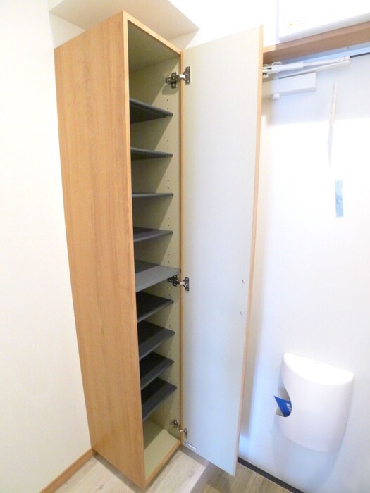 物件内観写真17　(靴箱)