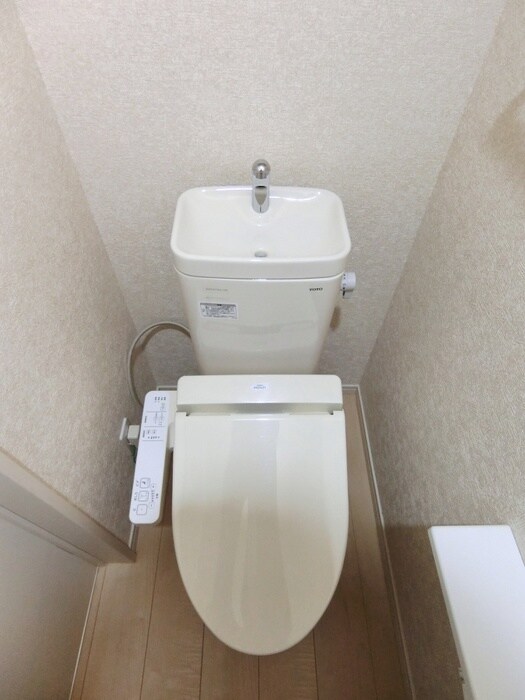 物件内観写真11　(トイレ)