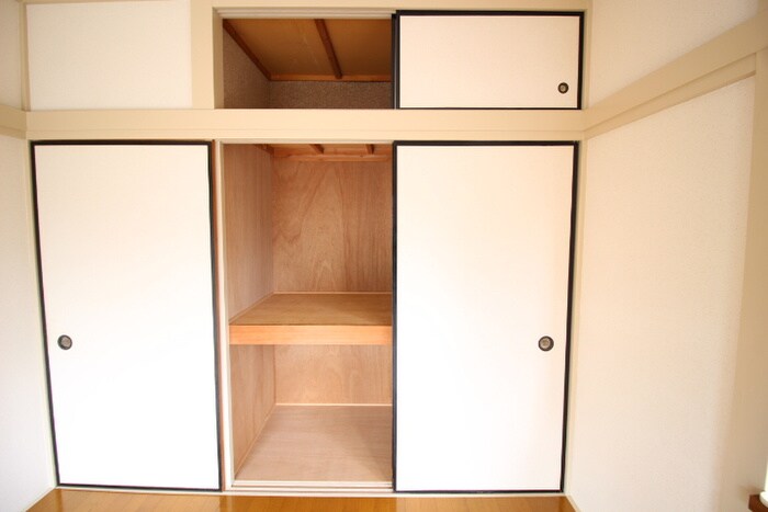 物件内観写真11　(収納)