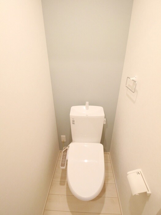 物件内観写真8　(トイレ)