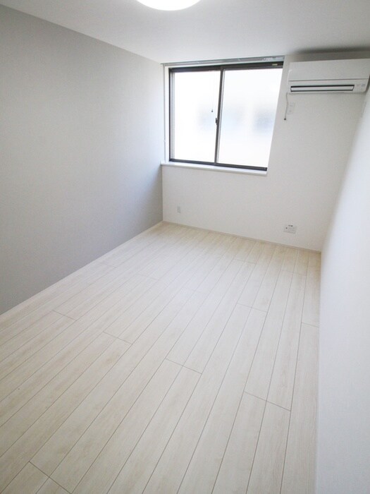 物件内観写真12　(居室)