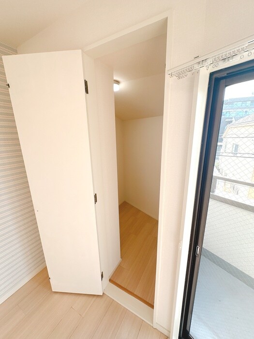 物件内観写真10　(収納)